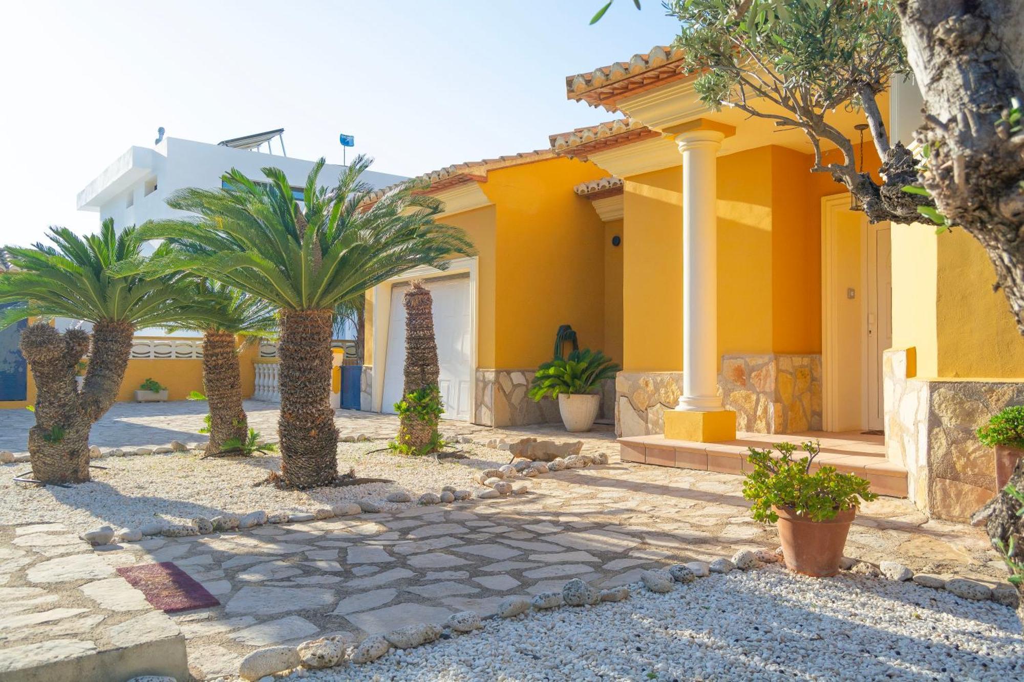 Galeretes - By Marina Alta Holidays * Denia